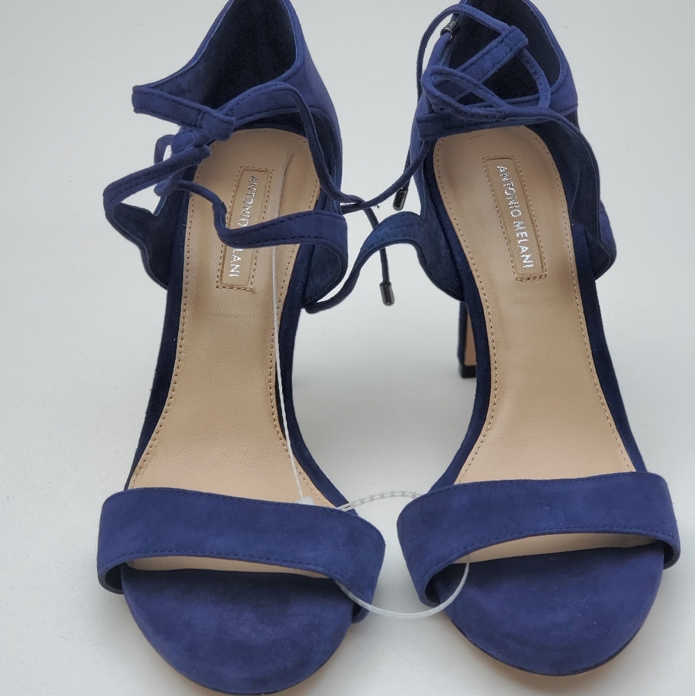 Antonio Melani blue heels
